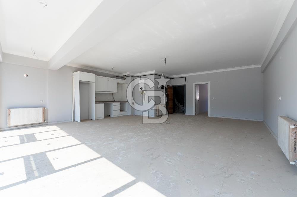 HARMANDALIDA ANA CADDE ÜZERİ 350 m² KİRALIK ASANSÖRLÜ DÜKKAN