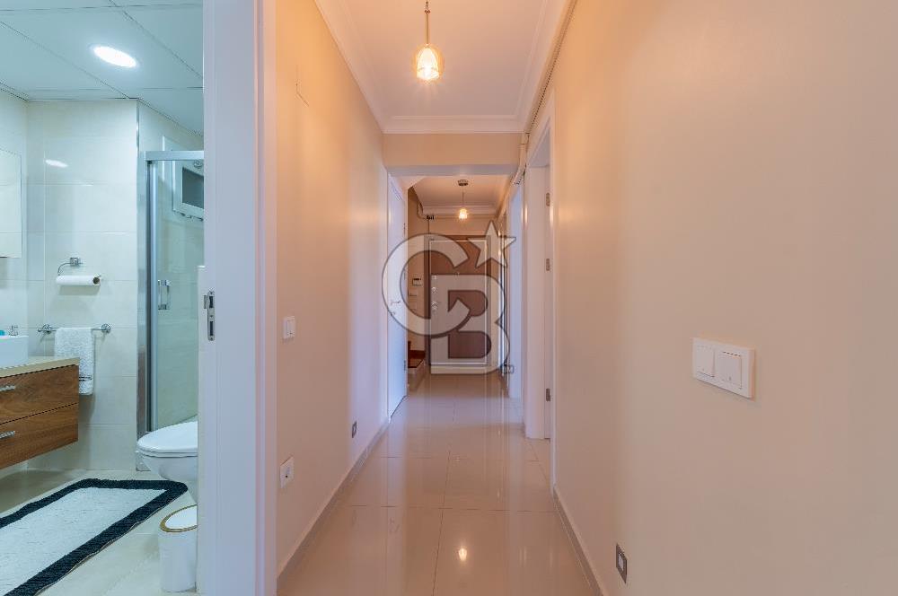 URLADA TERASLI 4+1 DUBLEKS ÖZEL VE LÜKS SATILIK DAİRE