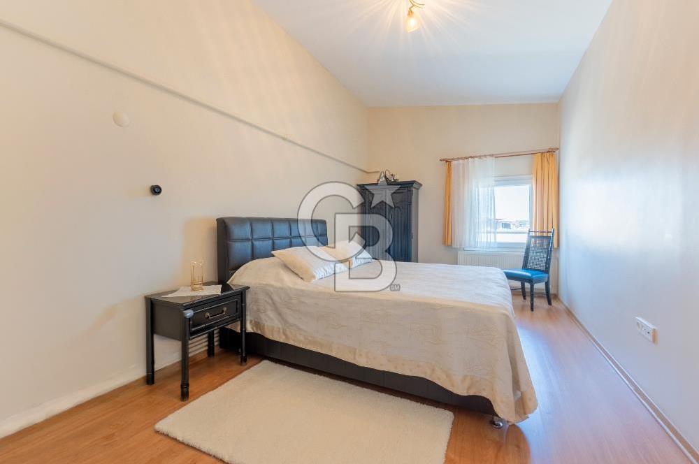 URLADA TERASLI 4+1 DUBLEKS ÖZEL VE LÜKS SATILIK DAİRE