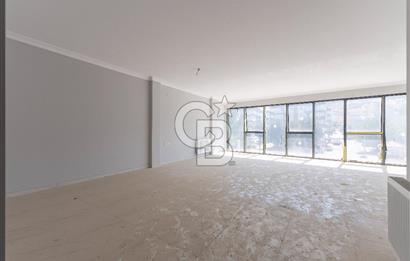 HARMANDALIDA ANA CADDE ÜZERİ 350 m² KİRALIK ASANSÖRLÜ DÜKKAN