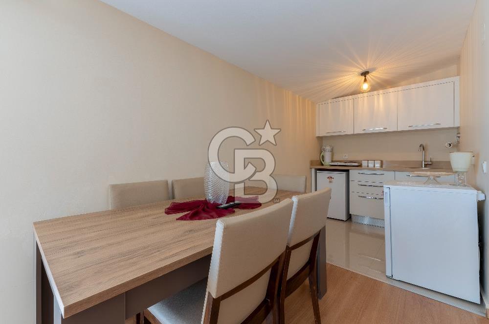 URLADA TERASLI 4+1 DUBLEKS ÖZEL VE LÜKS SATILIK DAİRE