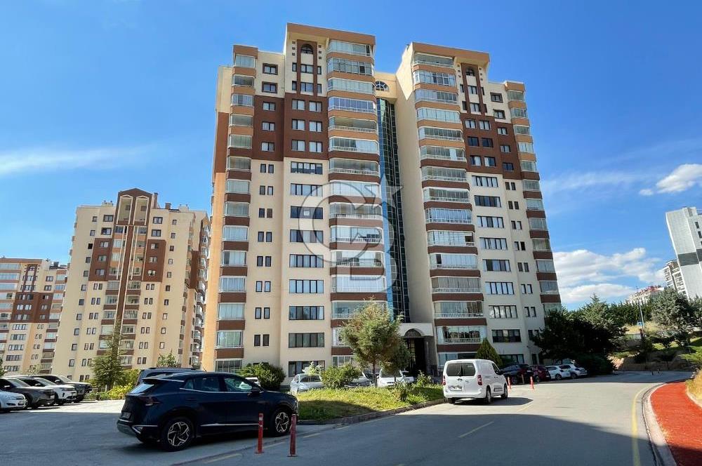 Yeni Atabilge Sitesinin Huzurlu Atmosferinde Kiralık 4+1 Daire