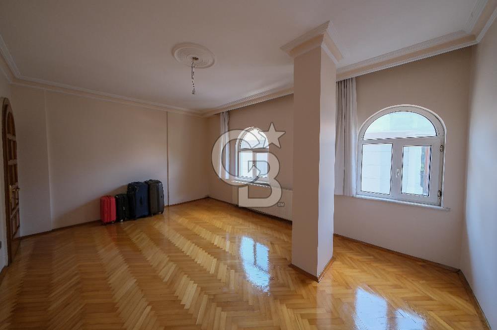 Şişli'de 4 Katlı Müstakil Villa: Prestijli Yaşam ve Yatırım Fırsatı