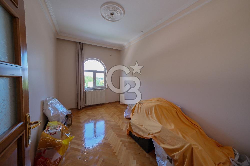 Şişli'de 4 Katlı Müstakil Villa: Prestijli Yaşam ve Yatırım Fırsatı