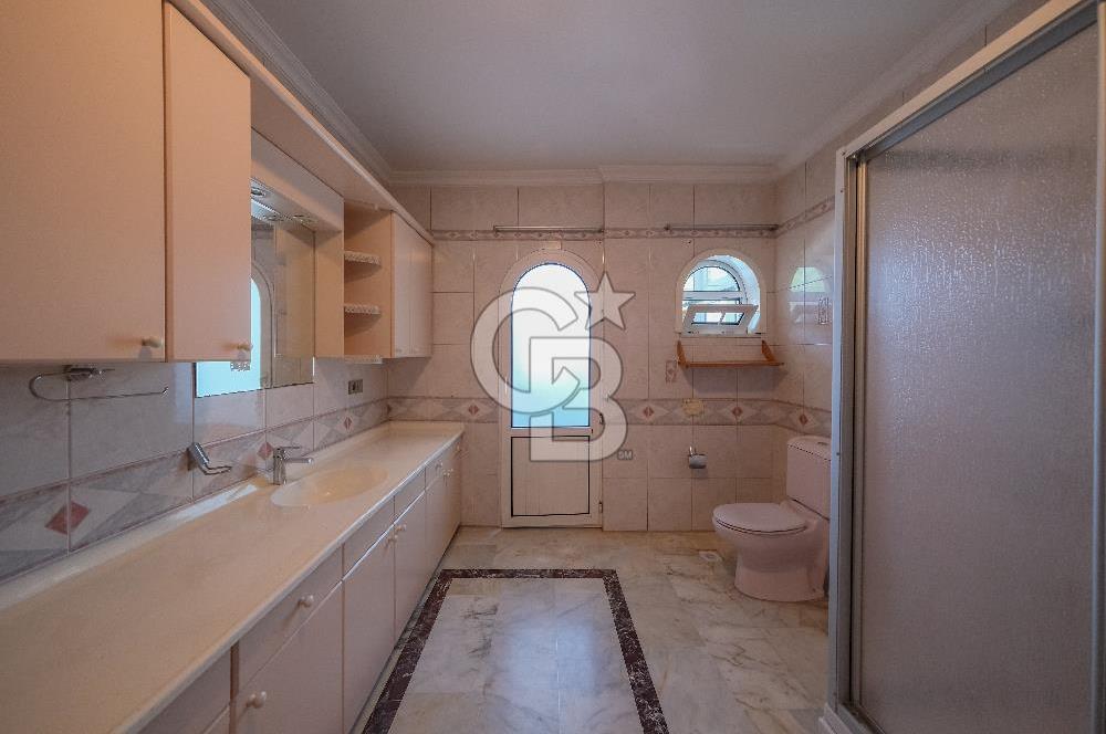 Şişli'de 4 Katlı Müstakil Villa: Prestijli Yaşam ve Yatırım Fırsatı