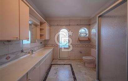 Şişli'de 4 Katlı Müstakil Villa: Prestijli Yaşam ve Yatırım Fırsatı