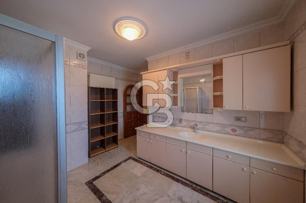 Şişli'de 4 Katlı Müstakil Villa: Prestijli Yaşam ve Yatırım Fırsatı