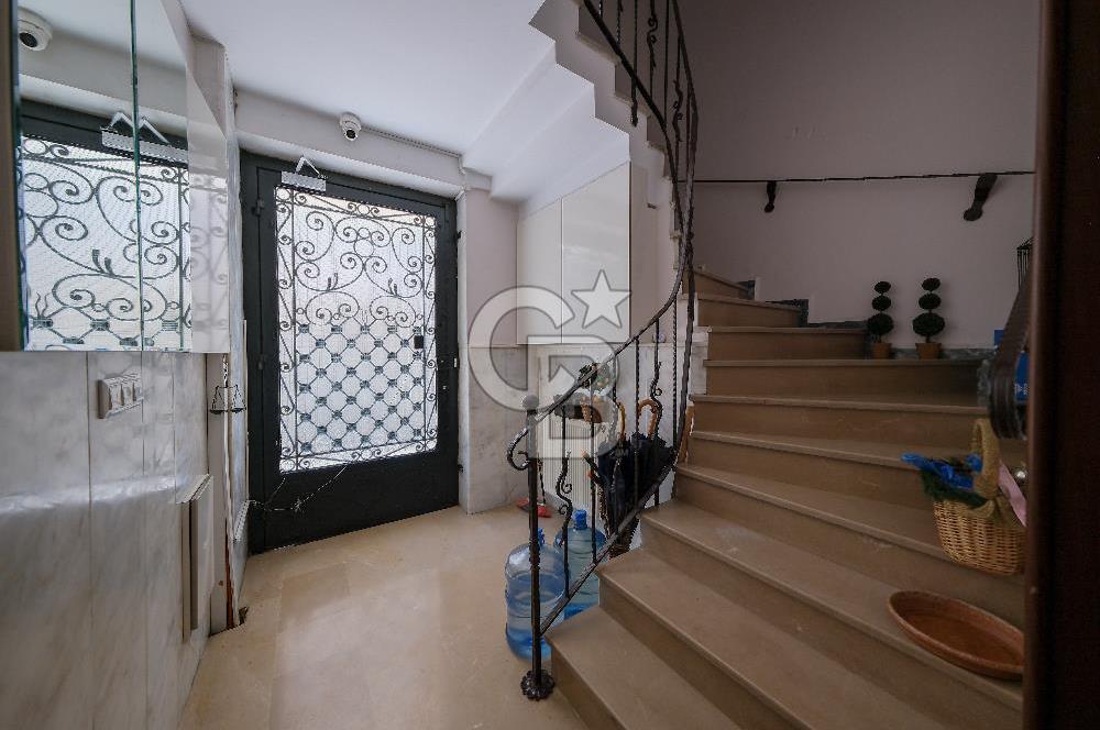 Şişli'de 4 Katlı Müstakil Villa: Prestijli Yaşam ve Yatırım Fırsatı
