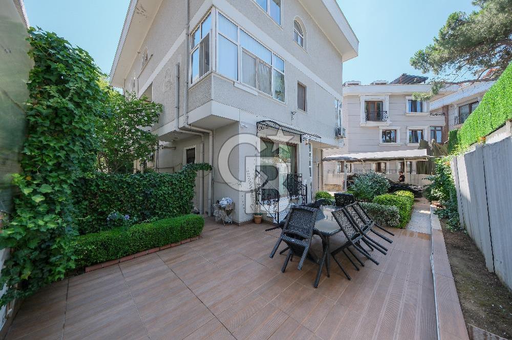 Şişli'de 4 Katlı Müstakil Villa: Prestijli Yaşam ve Yatırım Fırsatı