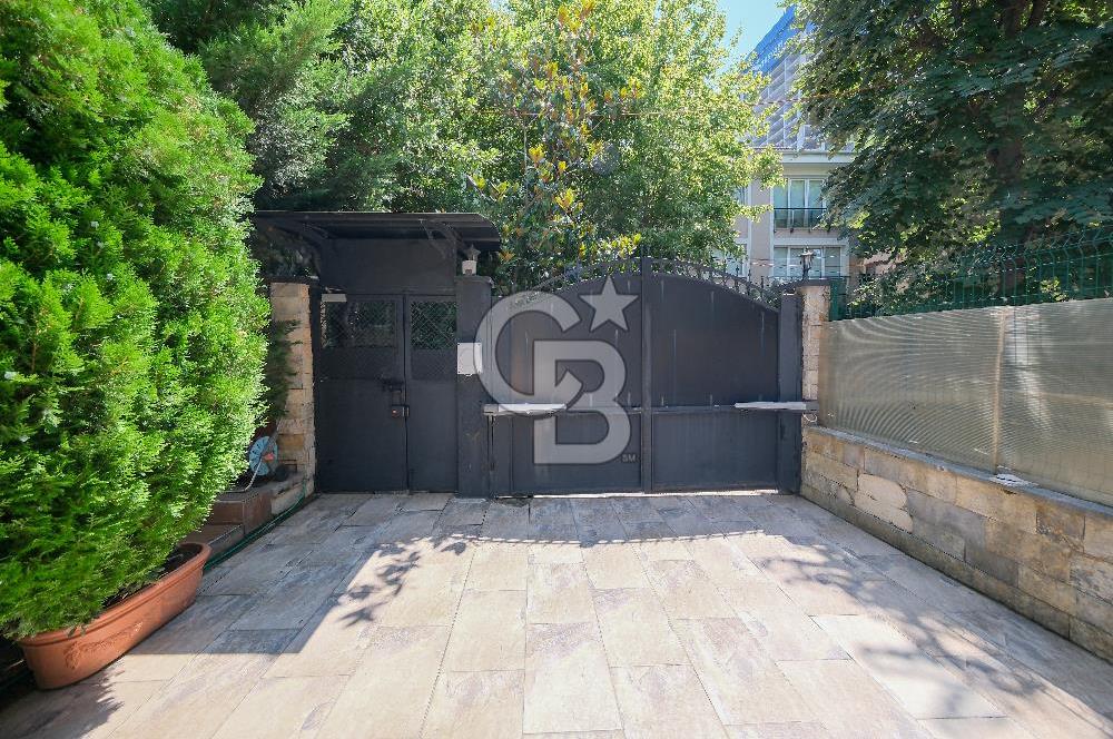 Şişli'de 4 Katlı Müstakil Villa: Prestijli Yaşam ve Yatırım Fırsatı