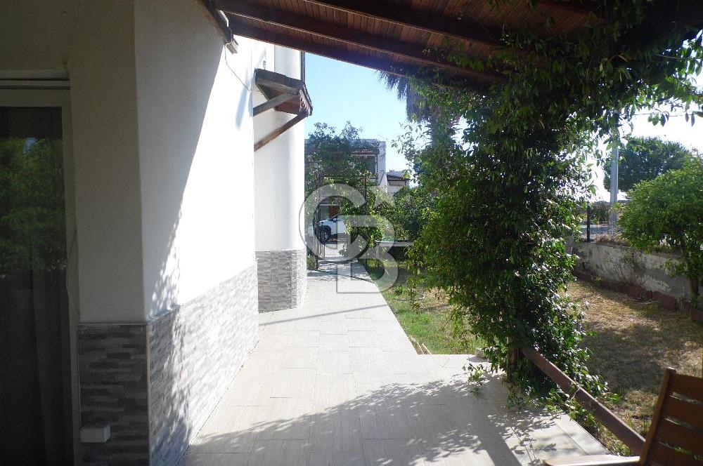ÇEŞME ILDIRDA DENİZE YÜRÜME MESAFESİNDE MÜSTAKİL YAZLIK
