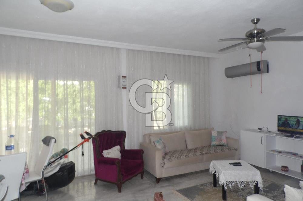 ÇEŞME ILDIRDA DENİZE YÜRÜME MESAFESİNDE MÜSTAKİL YAZLIK