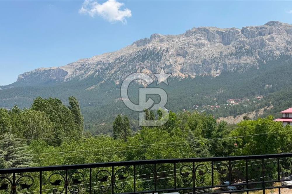 Pozantı Akçatekir de Manzaralı 4 Katlı Müstakil Yayla Evi