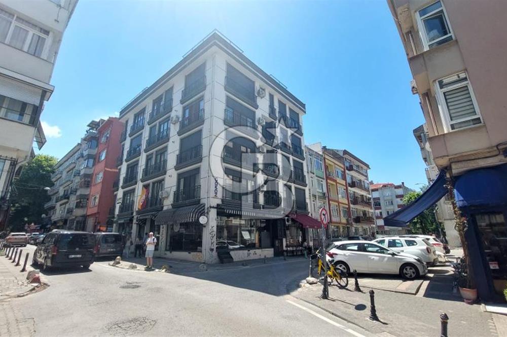 MODA'DA TERASLI DENİZ GÖREN 2+1 DAİRE