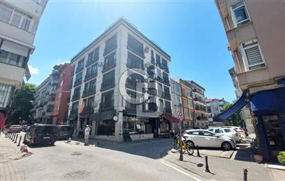 MODA'DA TERASLI DENİZ GÖREN 2+1 DAİRE