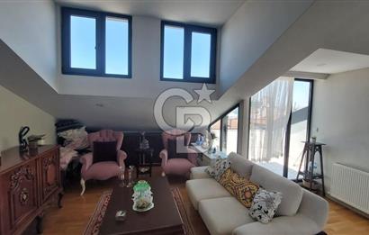 MODA'DA TERASLI DENİZ GÖREN 2+1 DAİRE