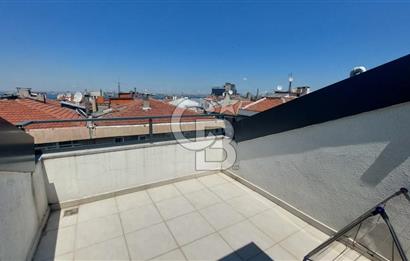 MODA'DA TERASLI DENİZ GÖREN 2+1 DAİRE