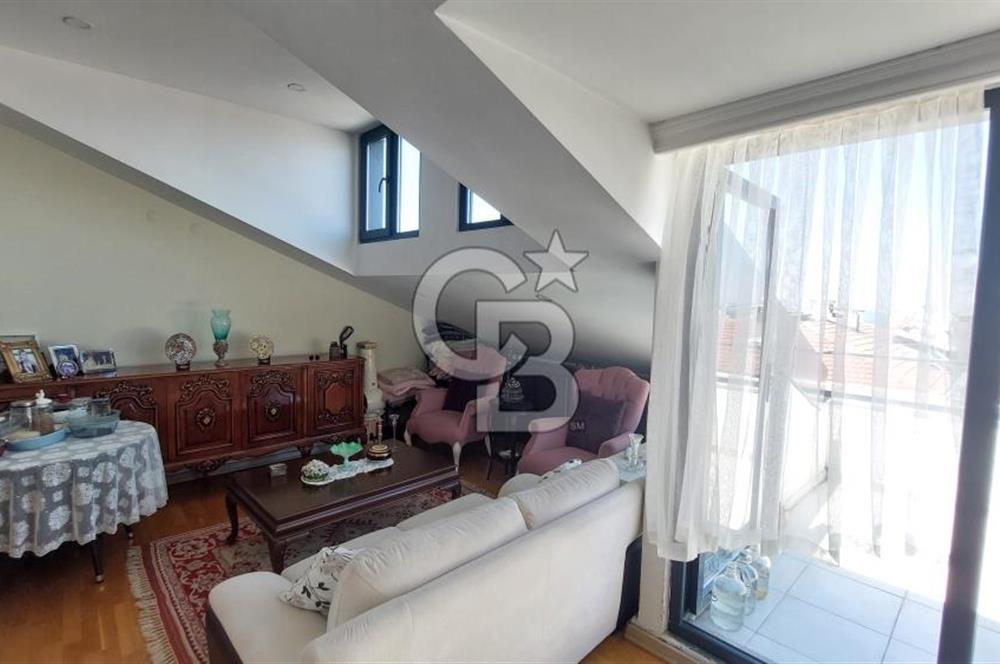 MODA'DA TERASLI DENİZ GÖREN 2+1 DAİRE