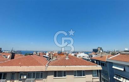 MODA'DA TERASLI DENİZ GÖREN 2+1 DAİRE
