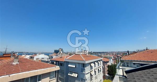 MODA'DA TERASLI DENİZ GÖREN 2+1 DAİRE - 360351