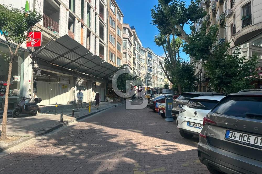 Beşiktaş Ihlamurdere Cad. Köşe Konum Devren Kiralık 3 Katlı Kafe