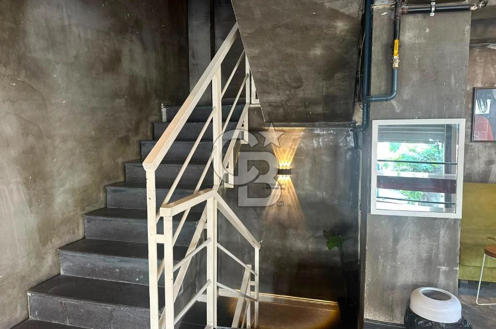 Beşiktaş Ihlamurdere Cad. Köşe Konum Devren Kiralık 3 Katlı Kafe