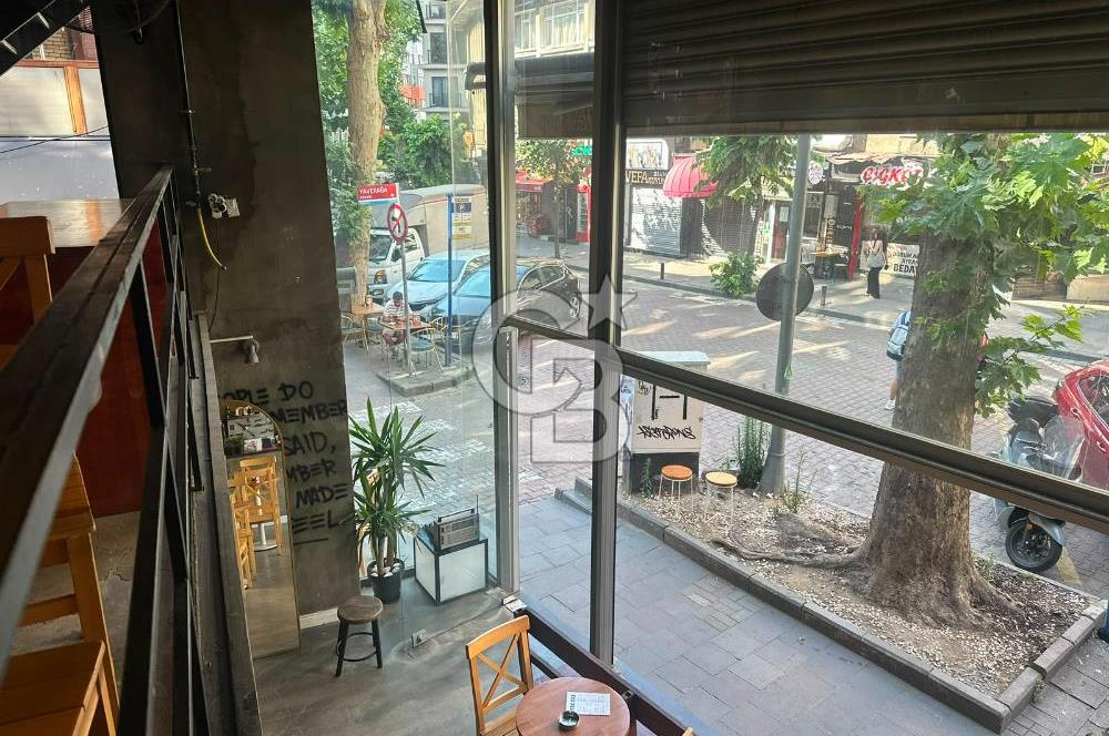 Beşiktaş Ihlamurdere Cad. Köşe Konum Devren Kiralık 3 Katlı Kafe