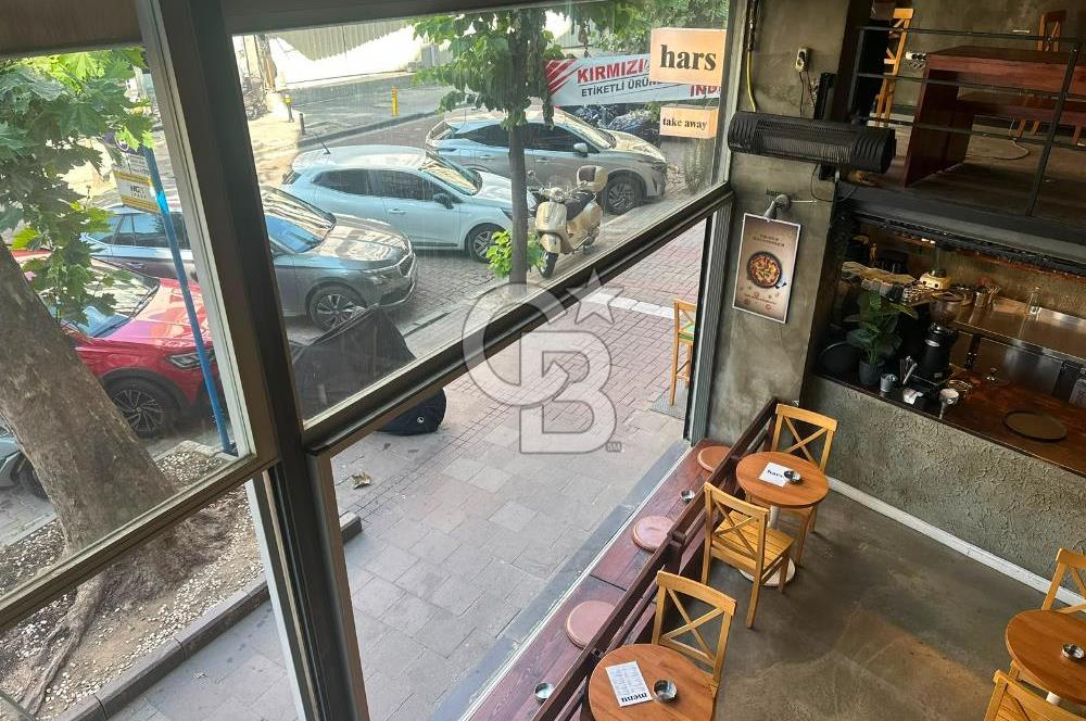 Beşiktaş Ihlamurdere Cad. Köşe Konum Devren Kiralık 3 Katlı Kafe