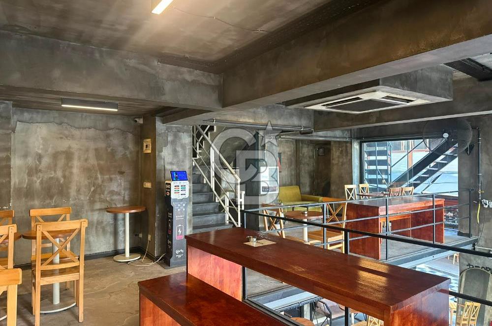 Beşiktaş Ihlamurdere Cad. Köşe Konum Devren Kiralık 3 Katlı Kafe