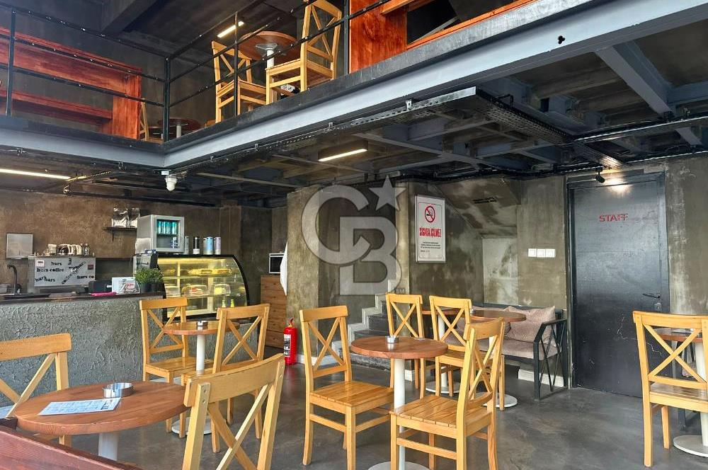Beşiktaş Ihlamurdere Cad. Köşe Konum Devren Kiralık 3 Katlı Kafe