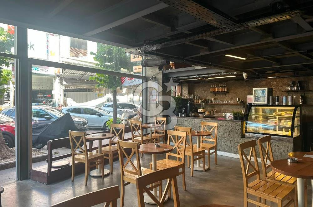 Beşiktaş Ihlamurdere Cad. Köşe Konum Devren Kiralık 3 Katlı Kafe