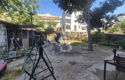 BORNOVA MERKEZDE FULL TADİLATLI BAHÇE KULLANIMLI SATILIK GENİŞ 3+1 DAİRE