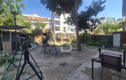 BORNOVA MERKEZDE FULL TADİLATLI BAHÇE KULLANIMLI SATILIK GENİŞ 3+1 DAİRE