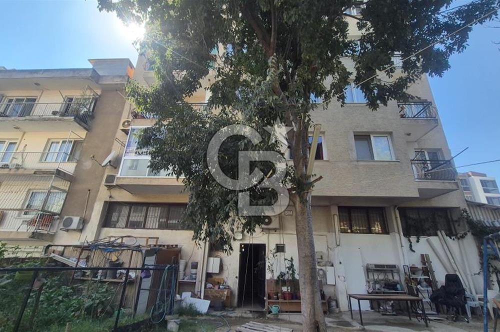 BORNOVA MERKEZDE FULL TADİLATLI BAHÇE KULLANIMLI SATILIK GENİŞ 3+1 DAİRE