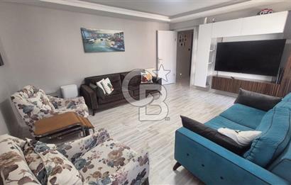 BORNOVA MERKEZDE FULL TADİLATLI BAHÇE KULLANIMLI SATILIK GENİŞ 3+1 DAİRE