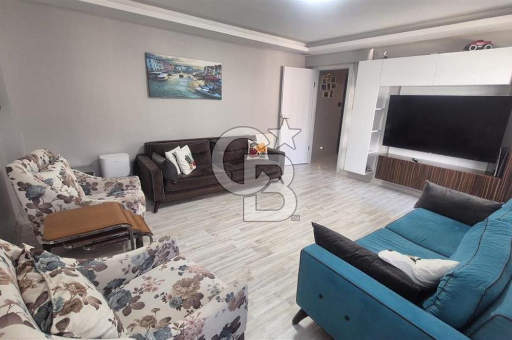 BORNOVA MERKEZDE FULL TADİLATLI BAHÇE KULLANIMLI SATILIK GENİŞ 3+1 DAİRE