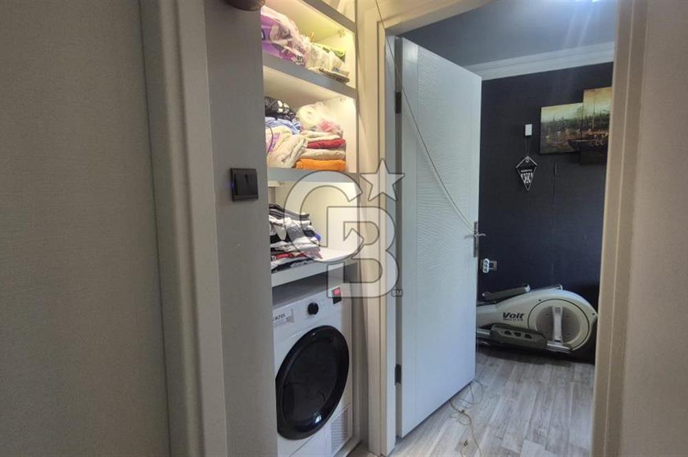 BORNOVA MERKEZDE FULL TADİLATLI BAHÇE KULLANIMLI SATILIK GENİŞ 3+1 DAİRE