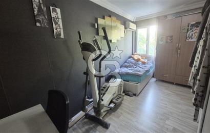 BORNOVA MERKEZDE FULL TADİLATLI BAHÇE KULLANIMLI SATILIK GENİŞ 3+1 DAİRE