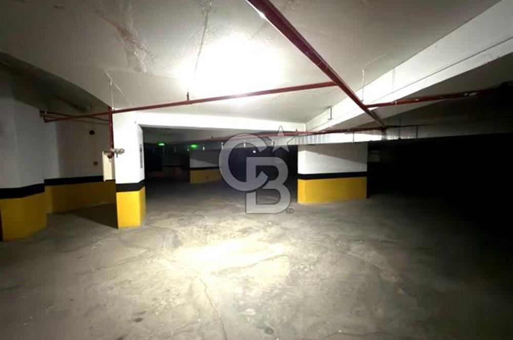 MEVA PLAZA BORNOVA'DA 2+1 SATILIK OFİS