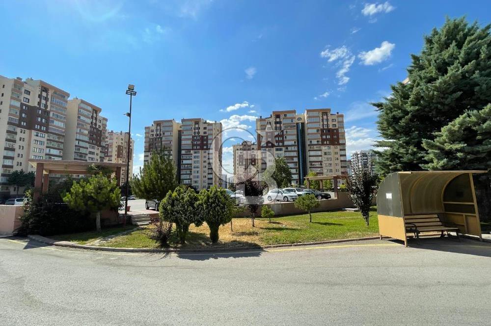 Yeni Atabilge Sitesinin Huzurlu Atmosferinde Kiralık 4+1 Daire