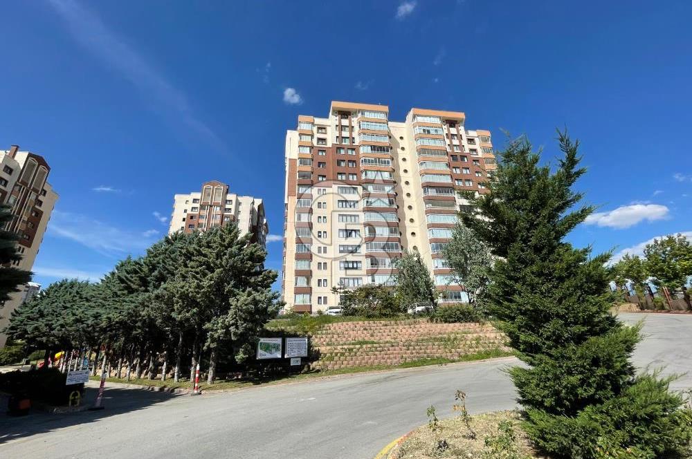 Yeni Atabilge Sitesinin Huzurlu Atmosferinde Kiralık 4+1 Daire