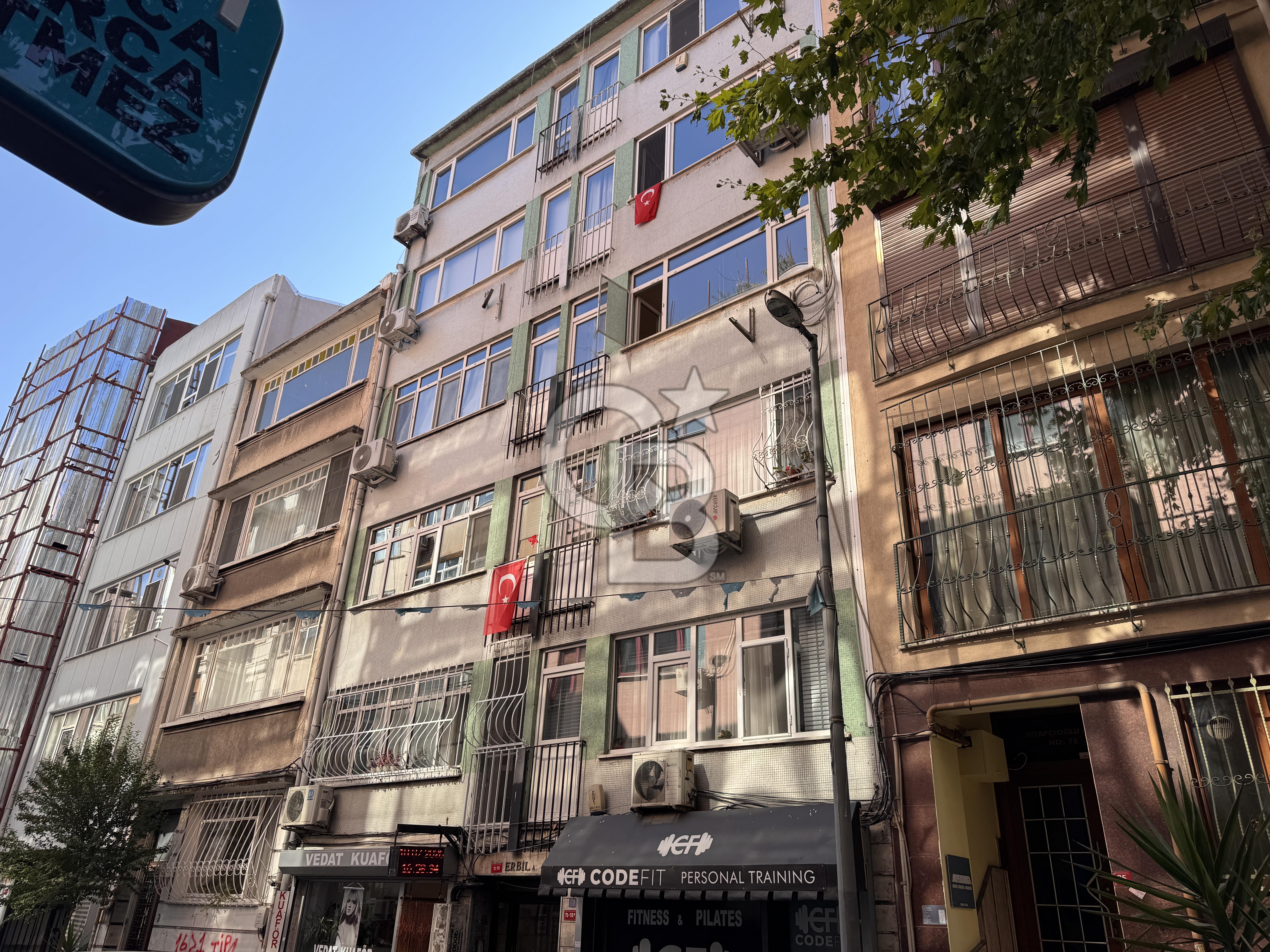 ŞİŞLİ PERİHAN SOKAK YATIRIMLIK | MERKEZİ KONUMDA | 2+1 SATILIK