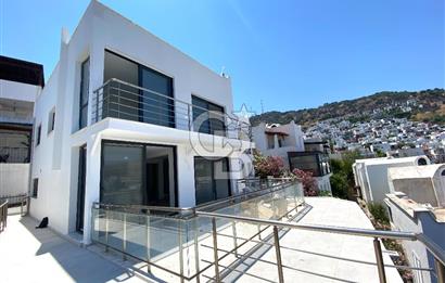 Bodrum Gündoğan Satılık Komple Deniz Manzaralı Villa
