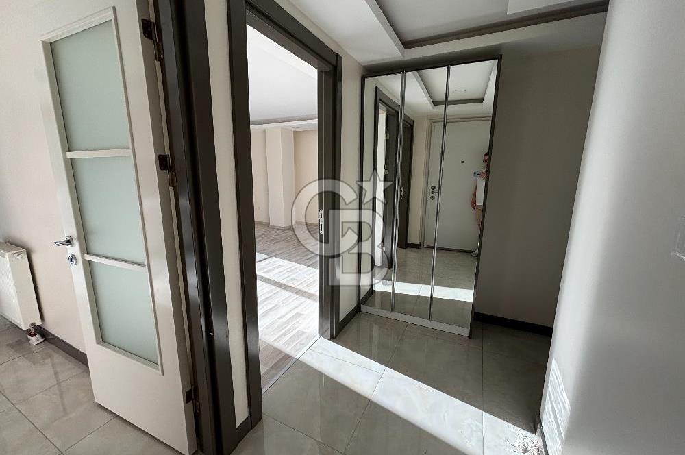 Bahçelievler Pearl Garden'da Balkonlu Otoparklı Kiralık 3+1 Daire