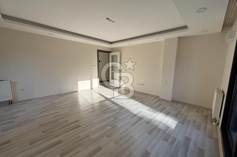 Bahçelievler Pearl Garden'da Balkonlu Otoparklı Kiralık 3+1 Daire