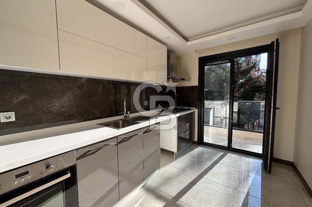 Bahçelievler Pearl Garden'da Balkonlu Otoparklı Kiralık 3+1 Daire