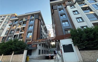 Bahçelievler Pearl Garden'da Balkonlu Otoparklı Kiralık 3+1 Daire