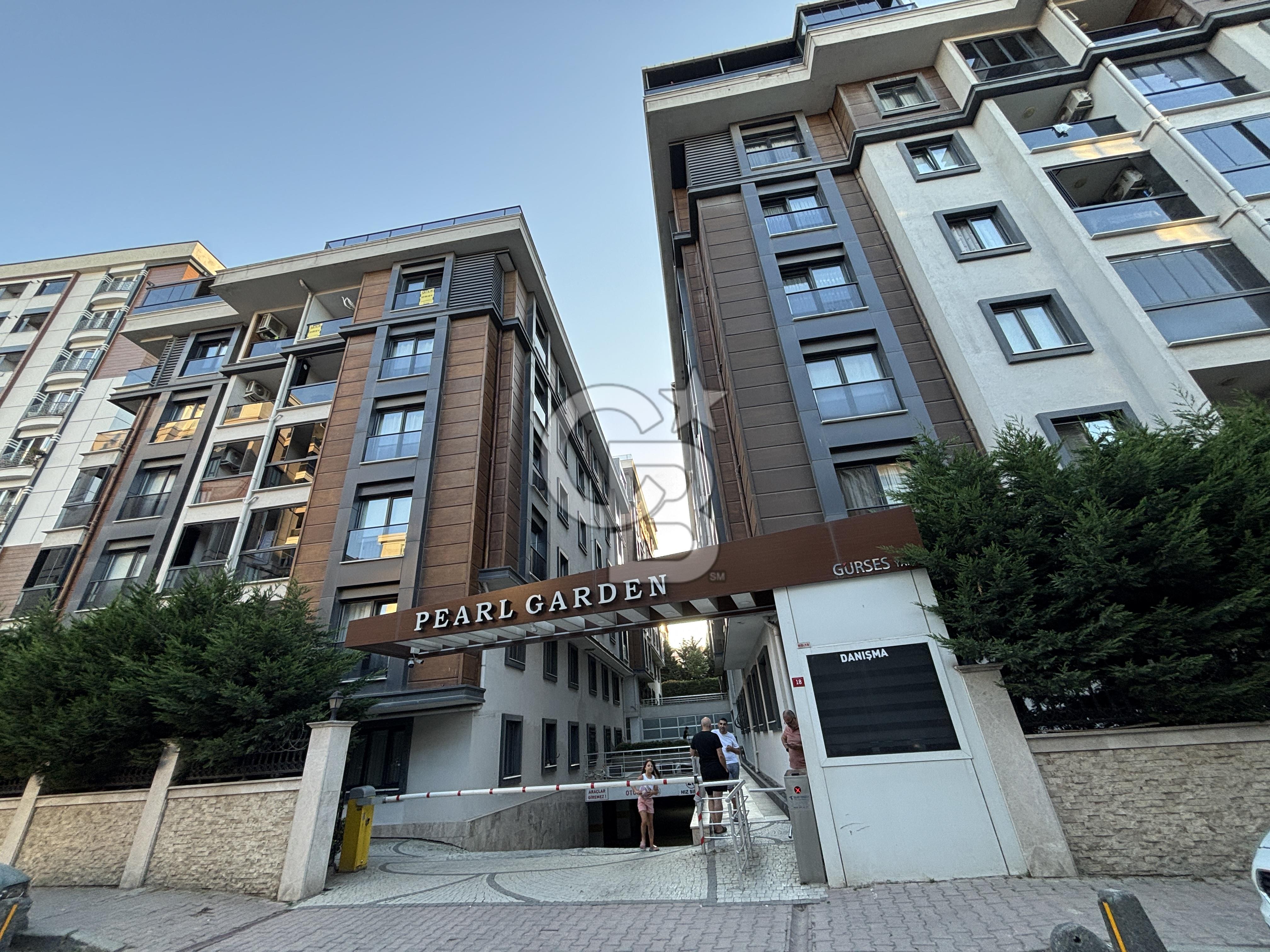 Bahçelievler Pearl Garden'da Balkonlu Otoparklı Kiralık 3+1 Daire