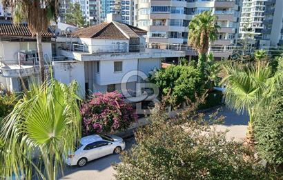 Çukurova Güzelyalı Köşe Parsel Satılık 750m² Havuzlu Ev&Ofis