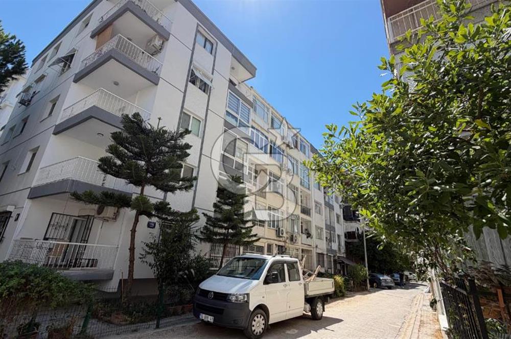 Karşıyakanın En Değerli Lokasyonlarından Birinde Satılık Daire!
